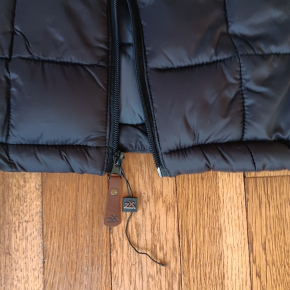 Kids Black Quilted Jacket - Picture 6 of 7